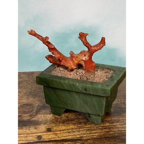 SCULPTURE OF CORAL BRANCHES in the Nephrite Planter Vintage - Picture 3 of 10